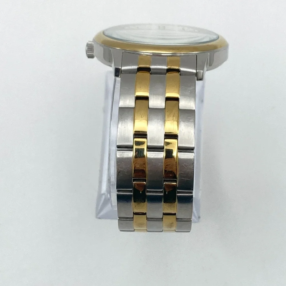 Guess good used